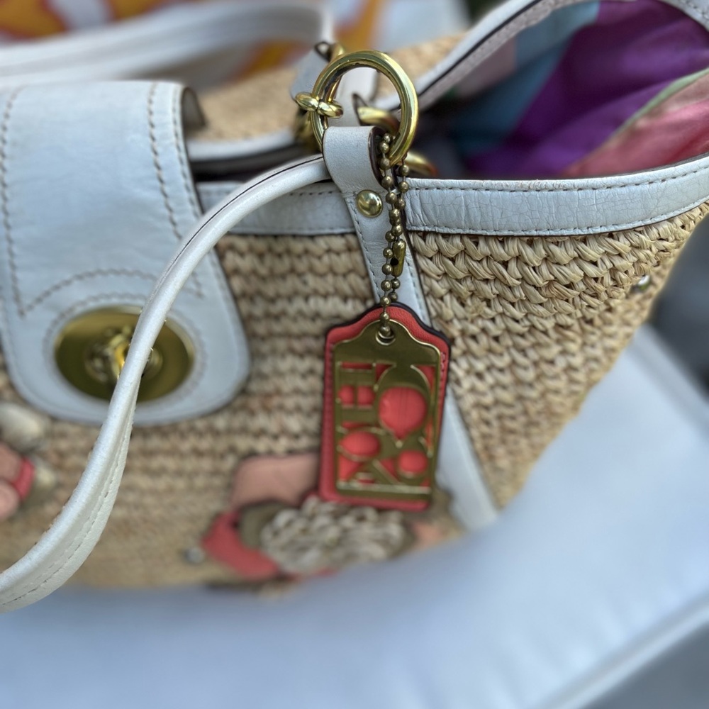 Coach Hampton Embellished Weekend Straw bag - Picture 8 of 11